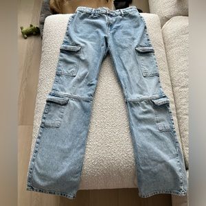 Cargo jeans from zara. Good condition, not my style anymore.